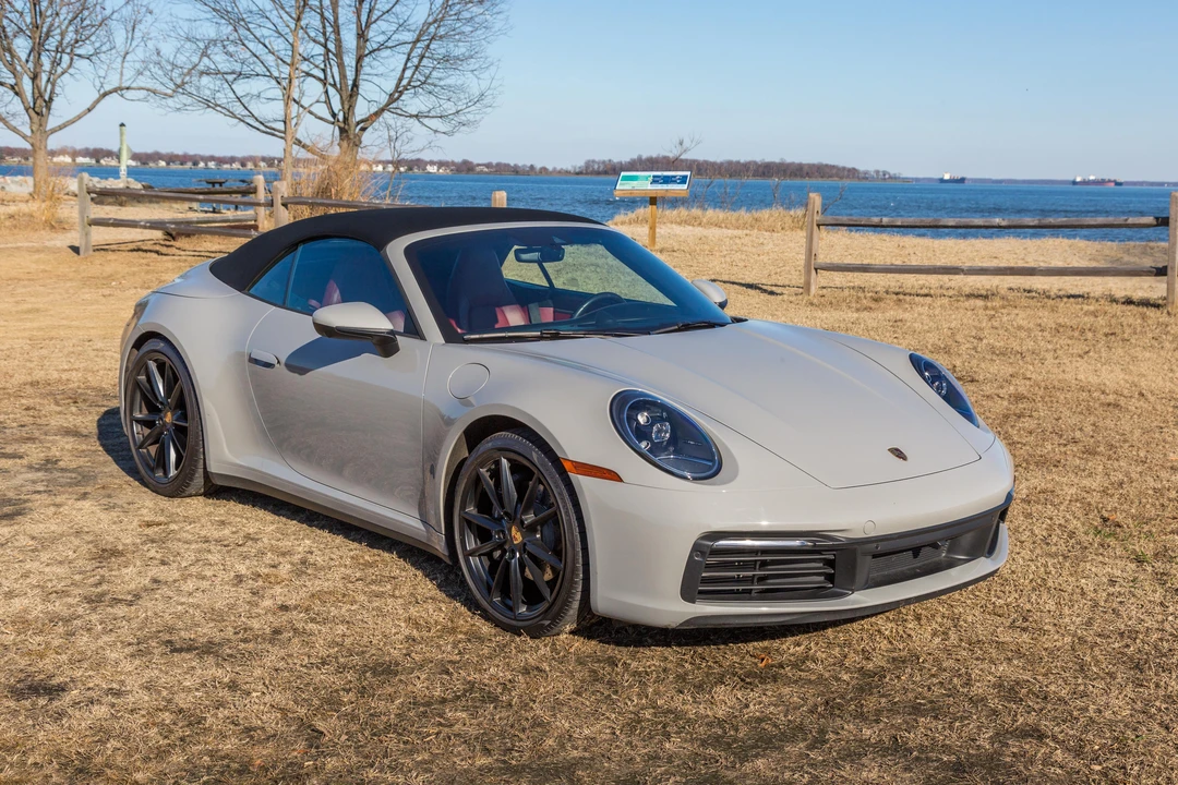 2022 Porsche 992 Carrera - Image 25 of 31