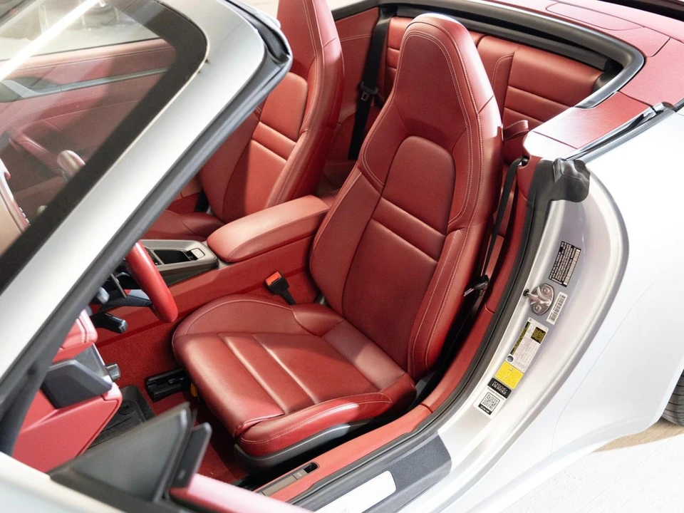 2022 Porsche 911 - Image 6 of 24