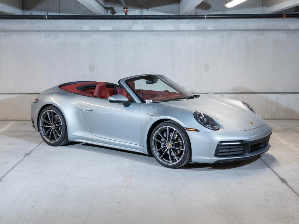 2022 Porsche 911 - Image 10 of 24