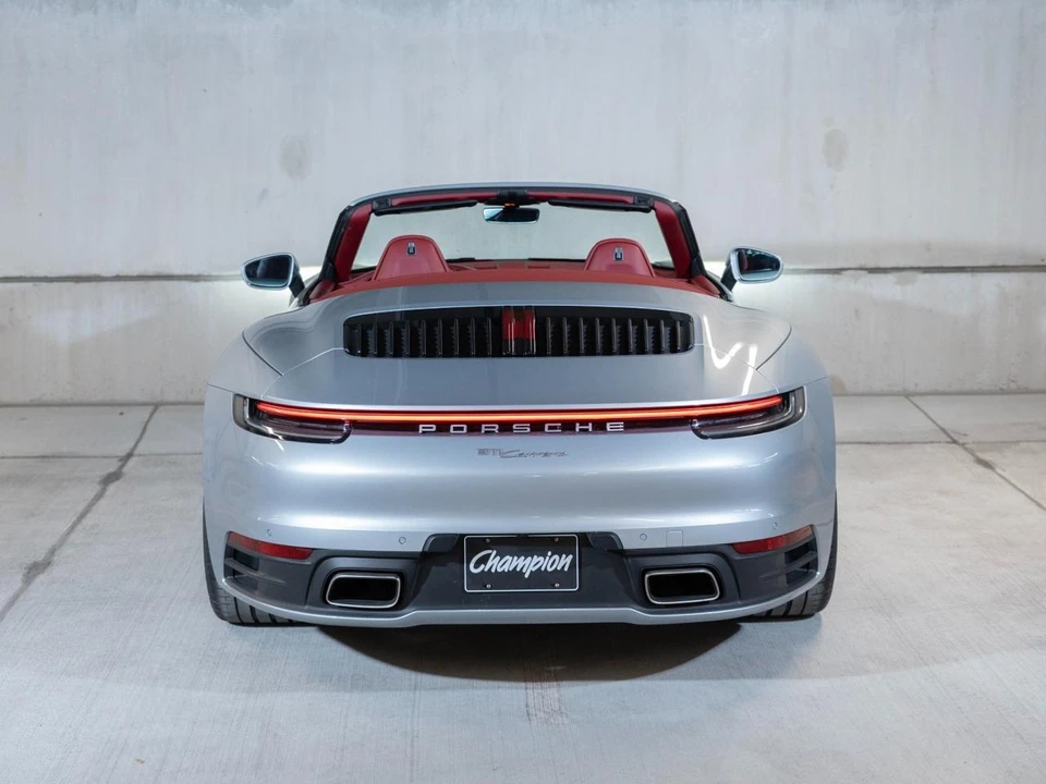 2022 Porsche 911 - Image 7 of 24