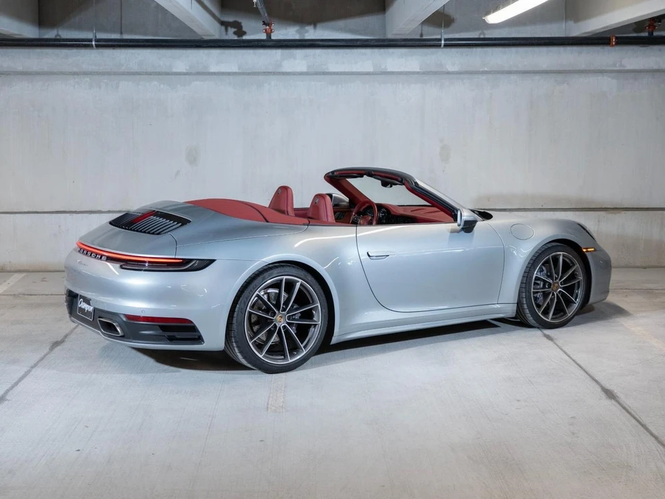 2022 Porsche 911 - Image 8 of 24