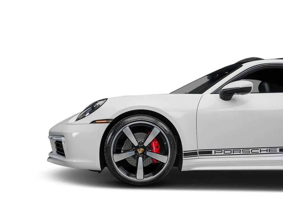 2022 Porsche 992 Carrera - Image 19 of 31