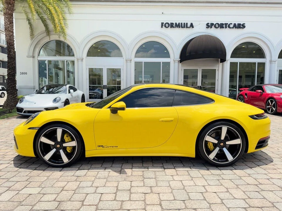 2022 Porsche 992 Carrera - Image 16 of 31