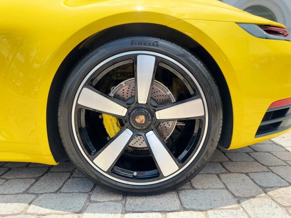 2022 Porsche 992 Carrera - Image 22 of 31
