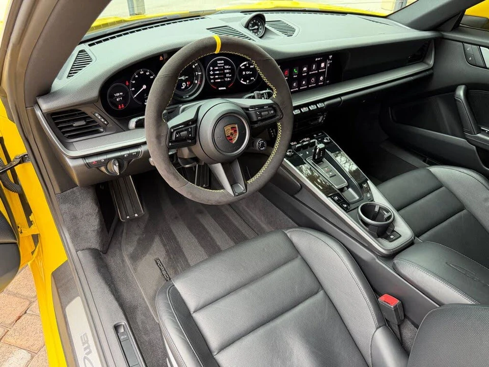 2022 Porsche 992 Carrera - Image 30 of 31
