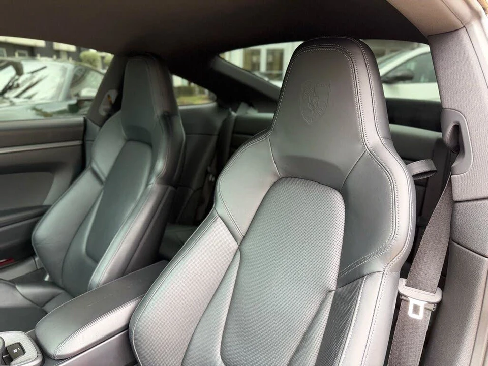 2022 Porsche 992 Carrera - Image 29 of 31
