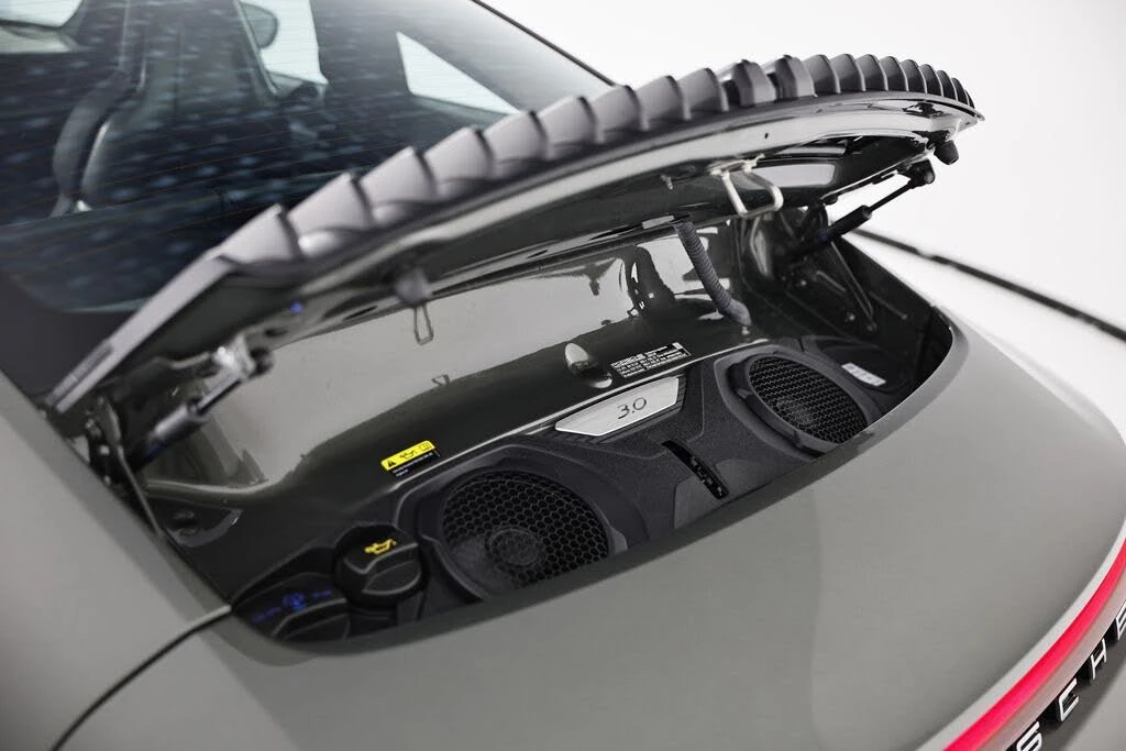 2022 Porsche 992 Carrera - Image 29 of 31