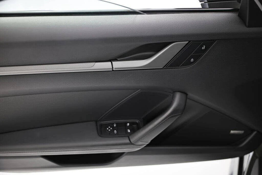 2022 Porsche 992 Carrera - Image 21 of 31