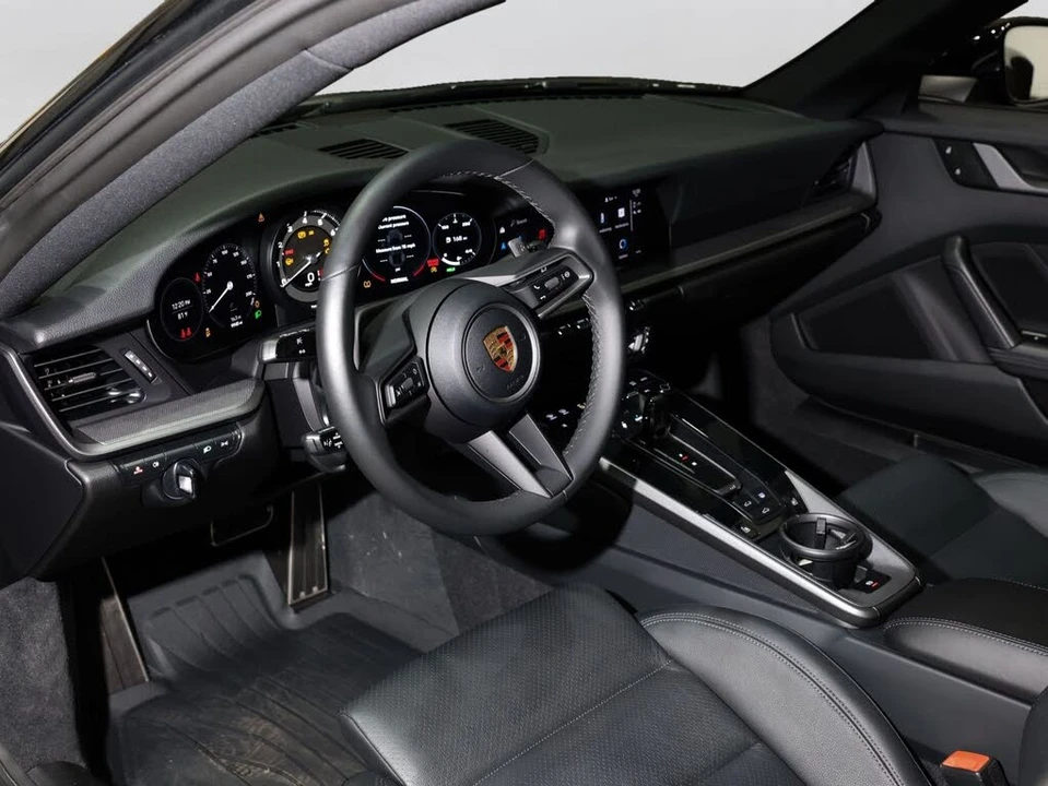 2022 Porsche 992 Carrera - Image 7 of 31