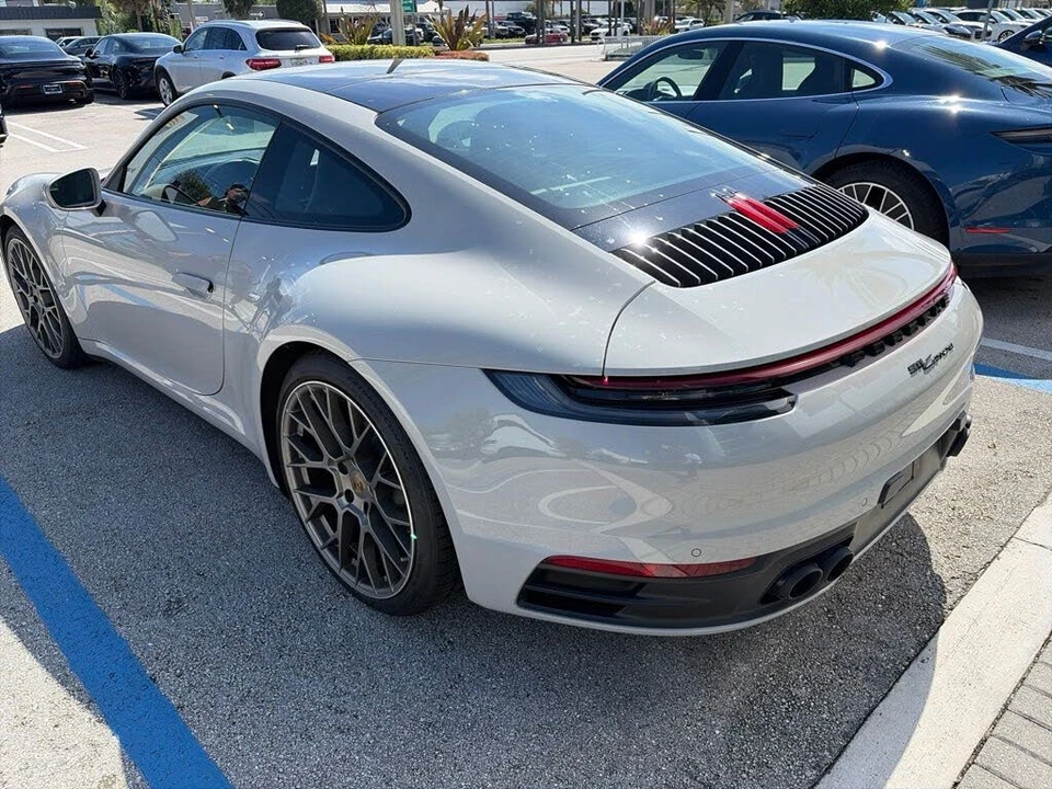 2022 Porsche 992 Carrera - Image 14 of 15