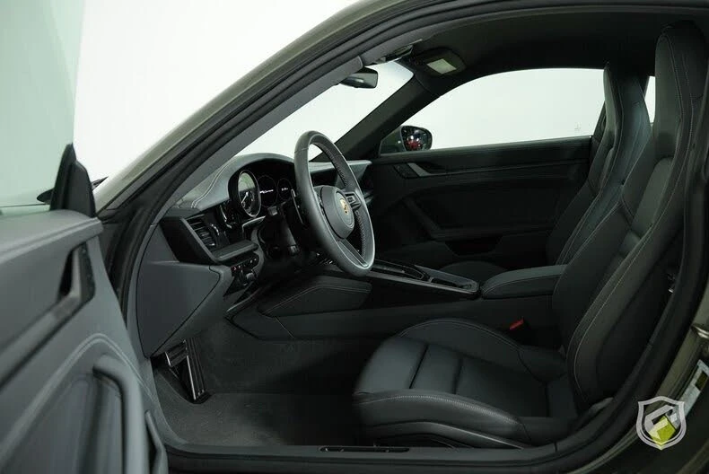 2022 Porsche 992 Carrera - Image 15 of 31