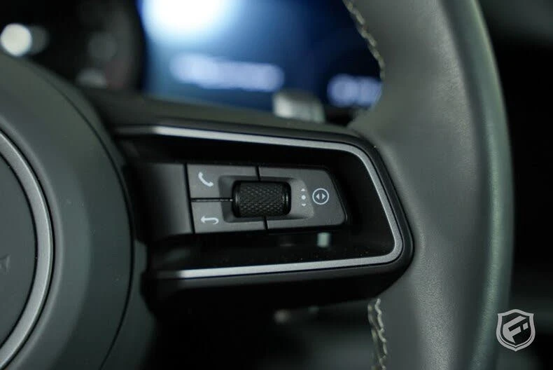 2022 Porsche 992 Carrera - Image 25 of 31