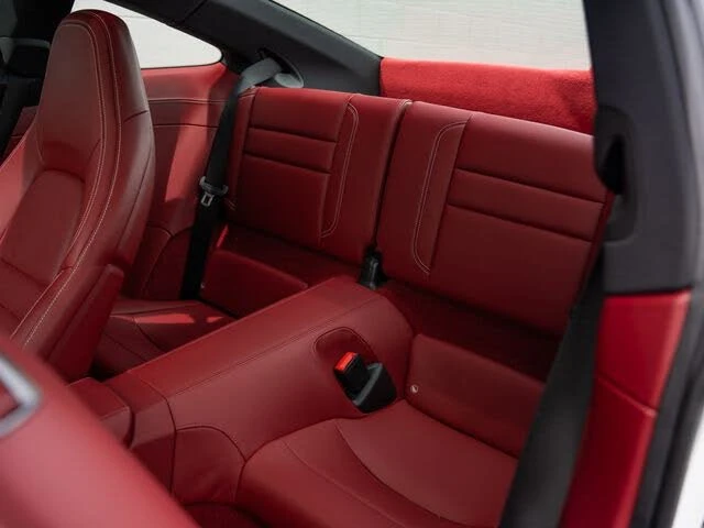 2022 Porsche 992 Carrera - Image 19 of 31
