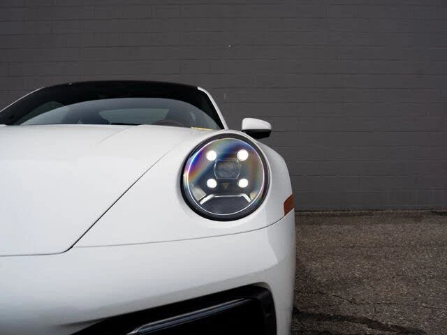 2022 Porsche 992 Carrera - Image 11 of 31