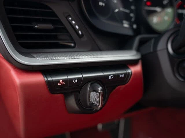 2022 Porsche 992 Carrera - Image 30 of 31