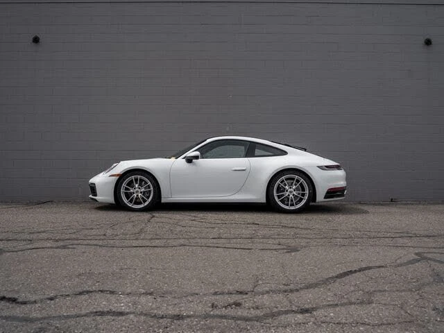 2022 Porsche 992 Carrera - Image 2 of 31