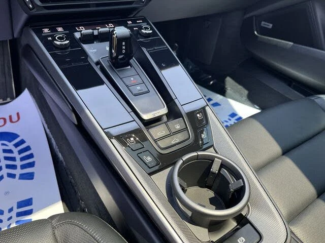 2022 Porsche 992 Carrera - Image 23 of 27
