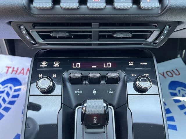 2022 Porsche 992 Carrera - Image 19 of 27