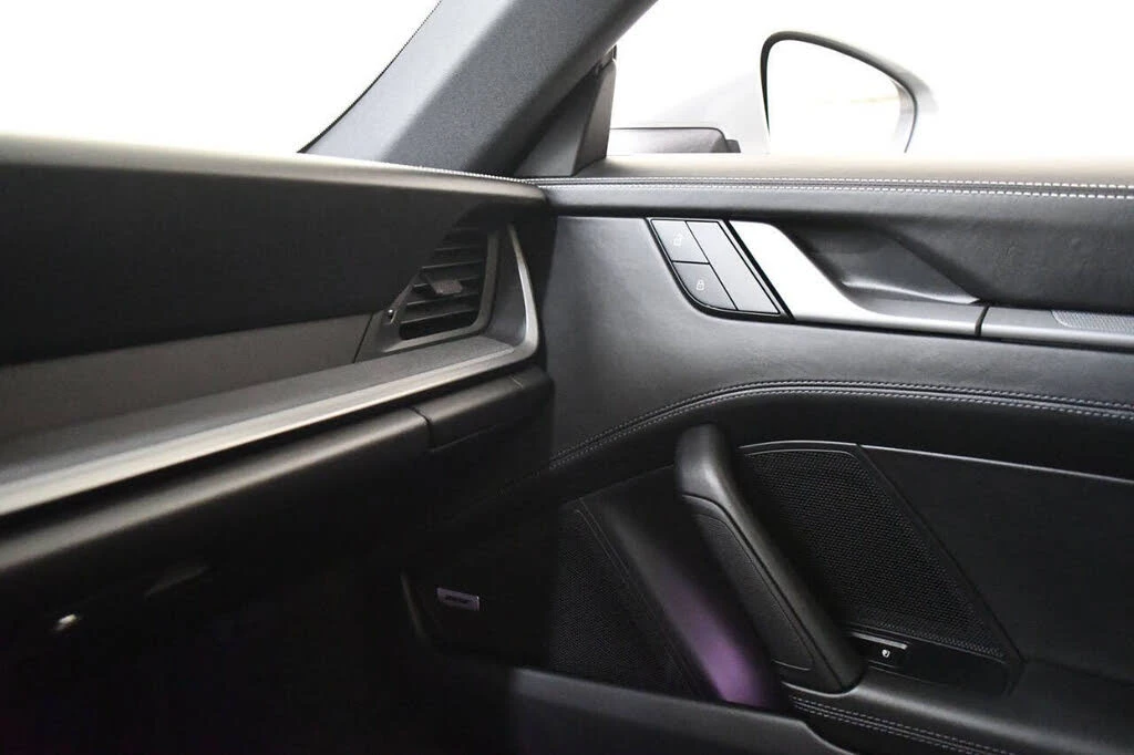2022 Porsche 992 Carrera - Image 25 of 31