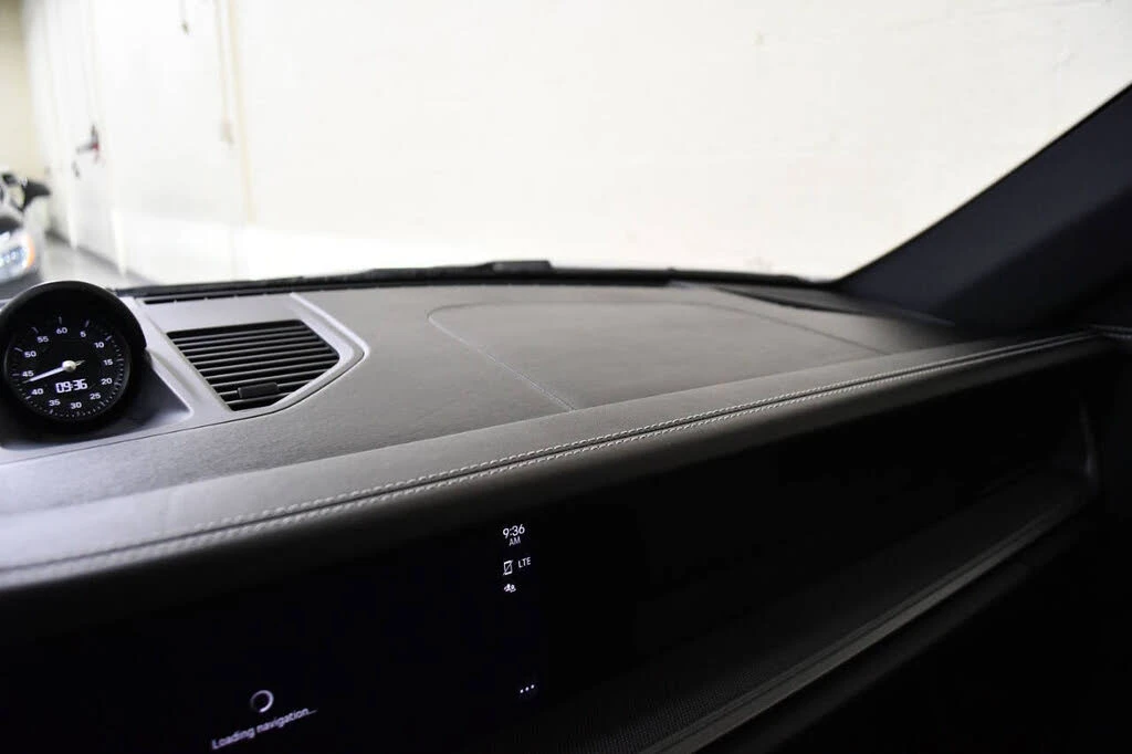 2022 Porsche 992 Carrera - Image 27 of 31