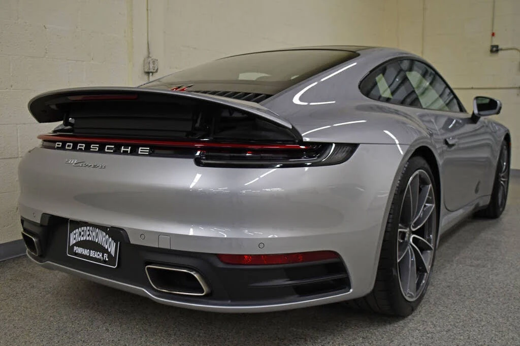 2022 Porsche 992 Carrera - Image 8 of 31