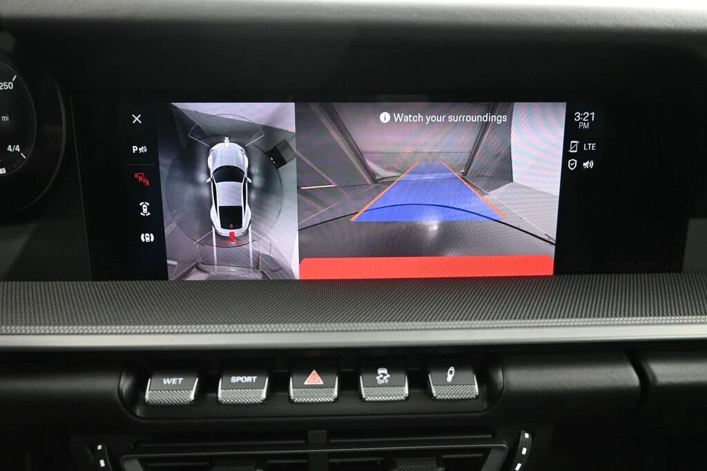 2022 Porsche 992 Carrera - Image 9 of 31