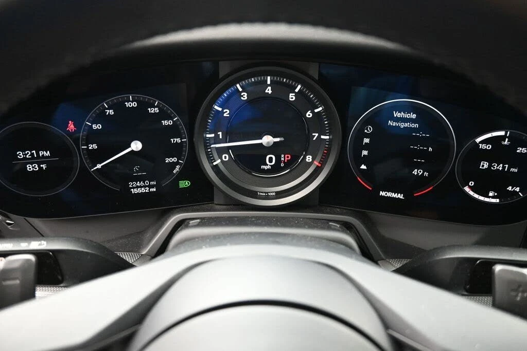 2022 Porsche 992 Carrera - Image 8 of 31