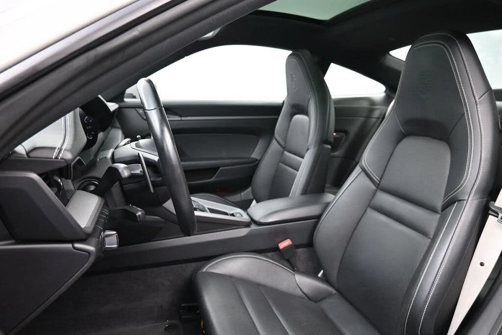2022 Porsche 992 Carrera - Image 5 of 31