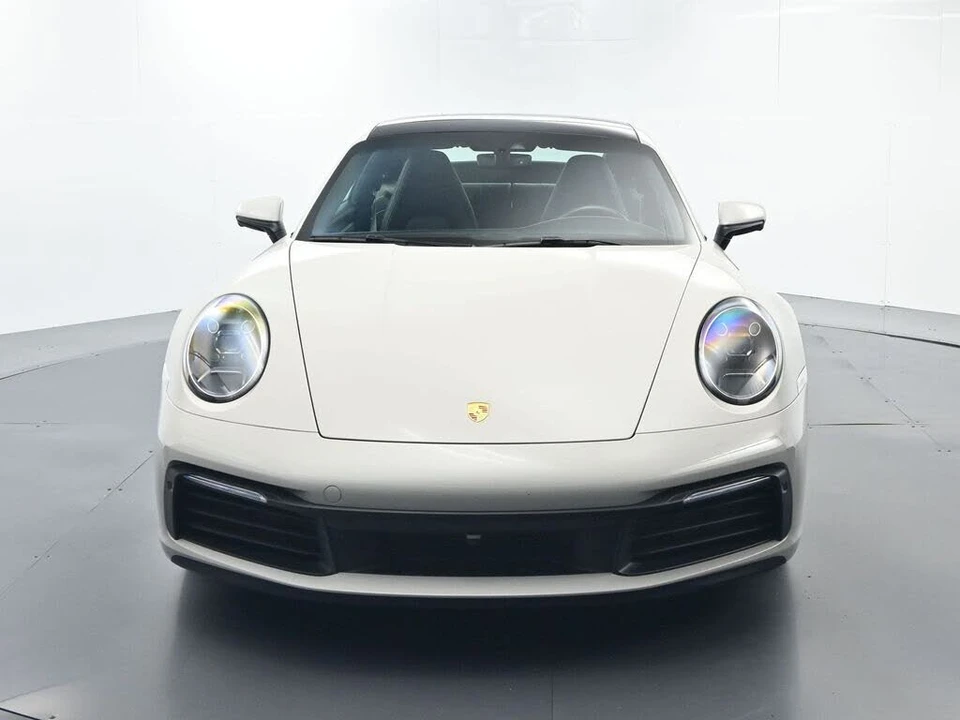 2022 Porsche 992 Carrera - Image 18 of 31