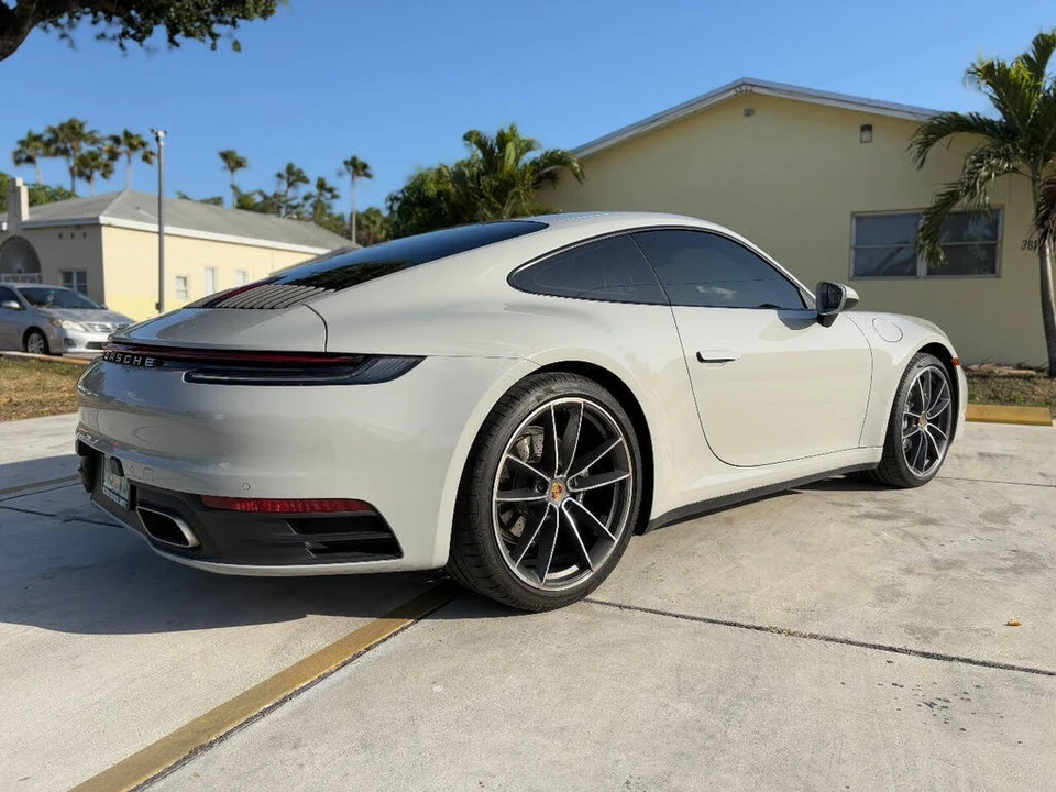 2022 Porsche 992 Carrera - Image 4 of 12