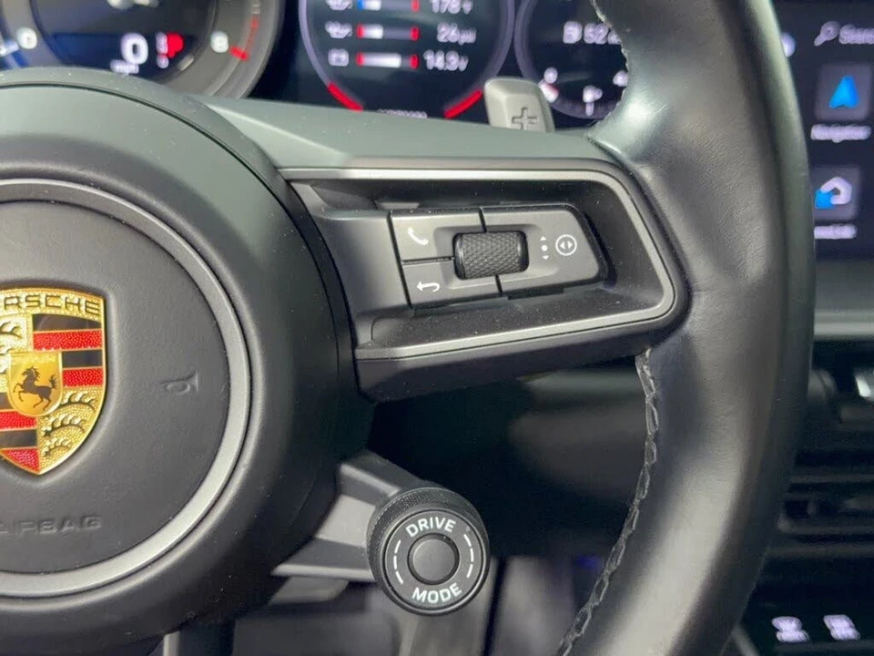 2022 Porsche 992 Carrera - Image 19 of 31