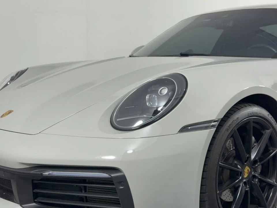 2022 Porsche 992 Carrera - Image 12 of 31