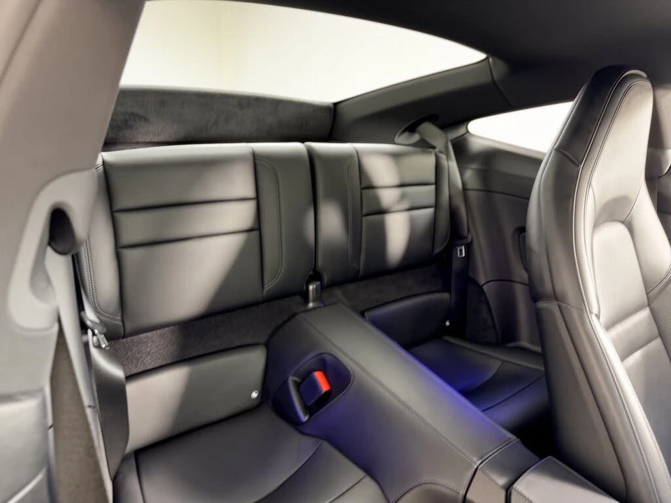 2022 Porsche 992 Carrera - Image 29 of 31