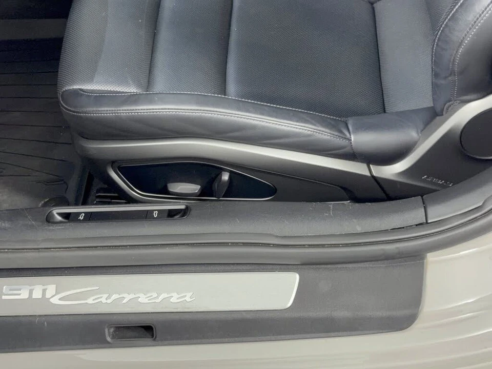 2022 Porsche 992 Carrera - Image 16 of 31