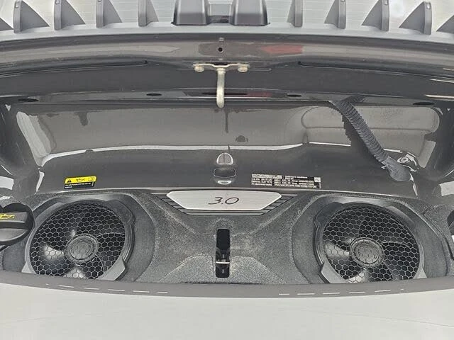 2022 Porsche 992 Carrera - Image 14 of 31