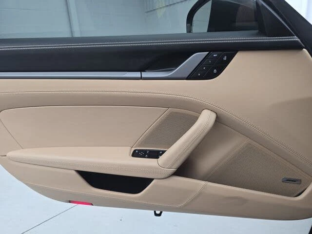 2022 Porsche 992 Carrera - Image 28 of 31