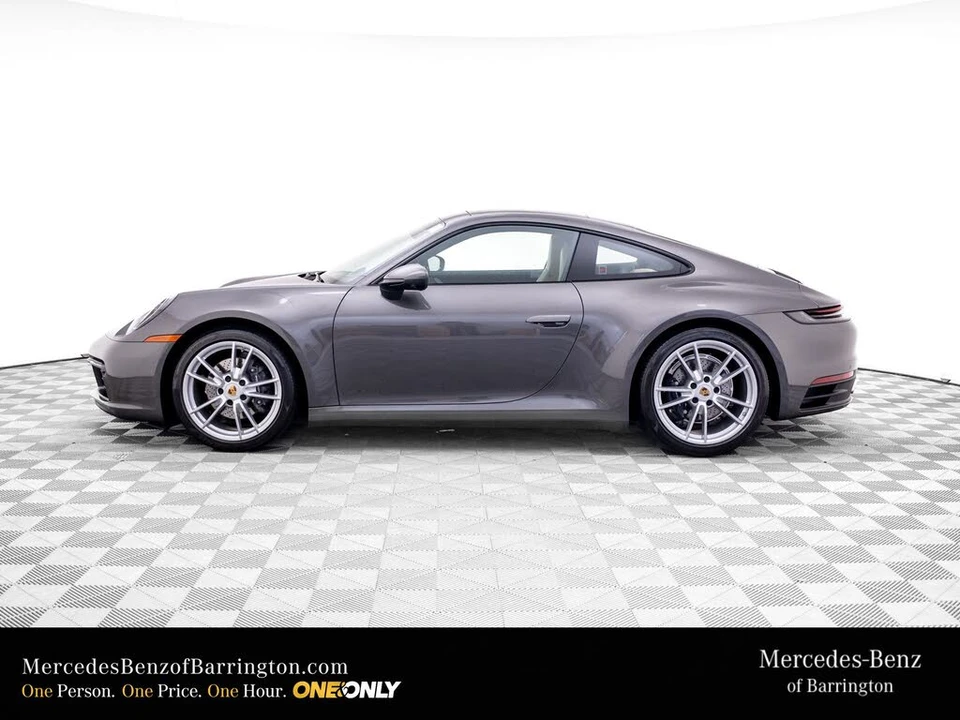 2022 Porsche 992 Carrera - Image 2 of 31