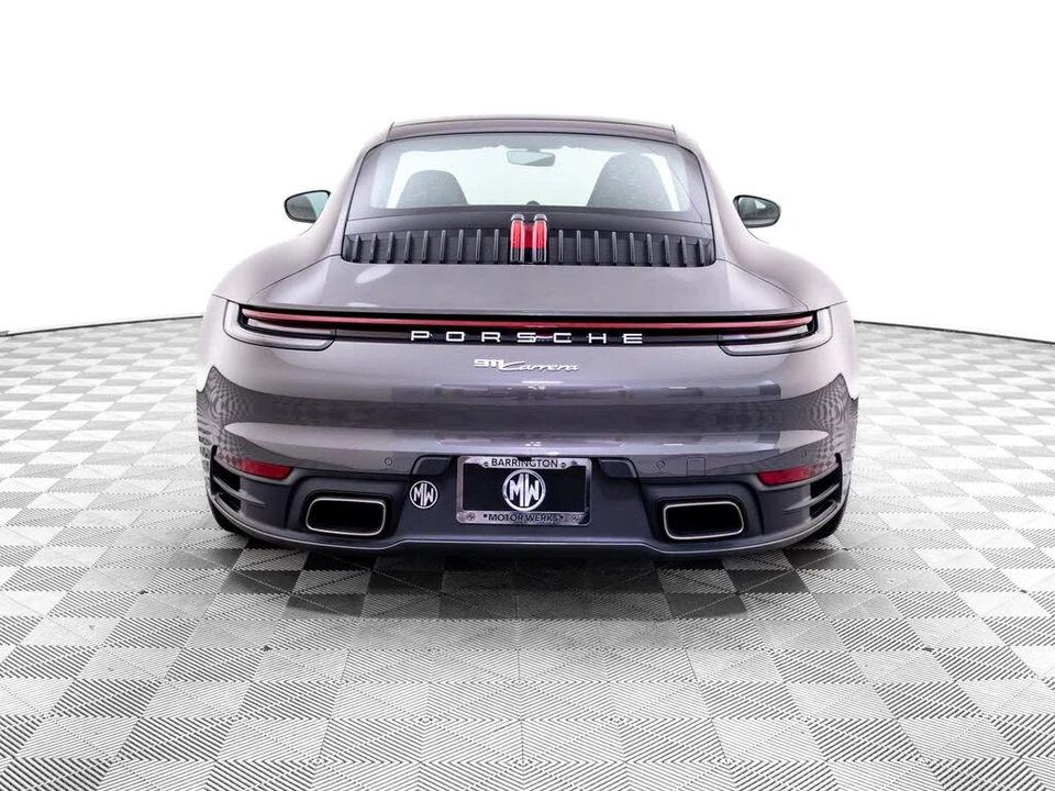 2022 Porsche 992 Carrera - Image 4 of 31