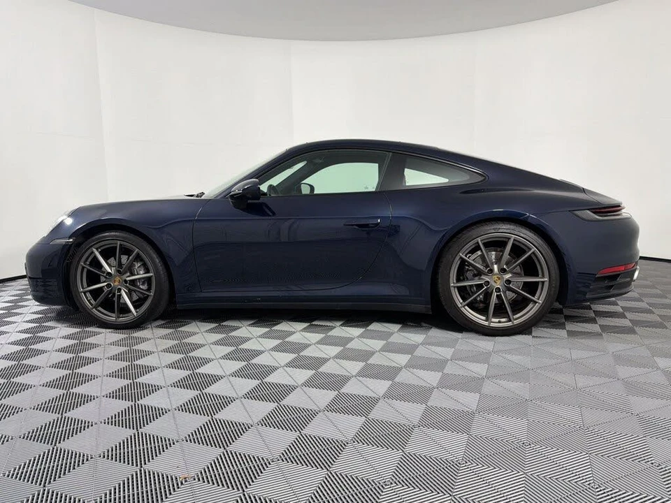 2022 Porsche 992 Carrera - Image 2 of 30