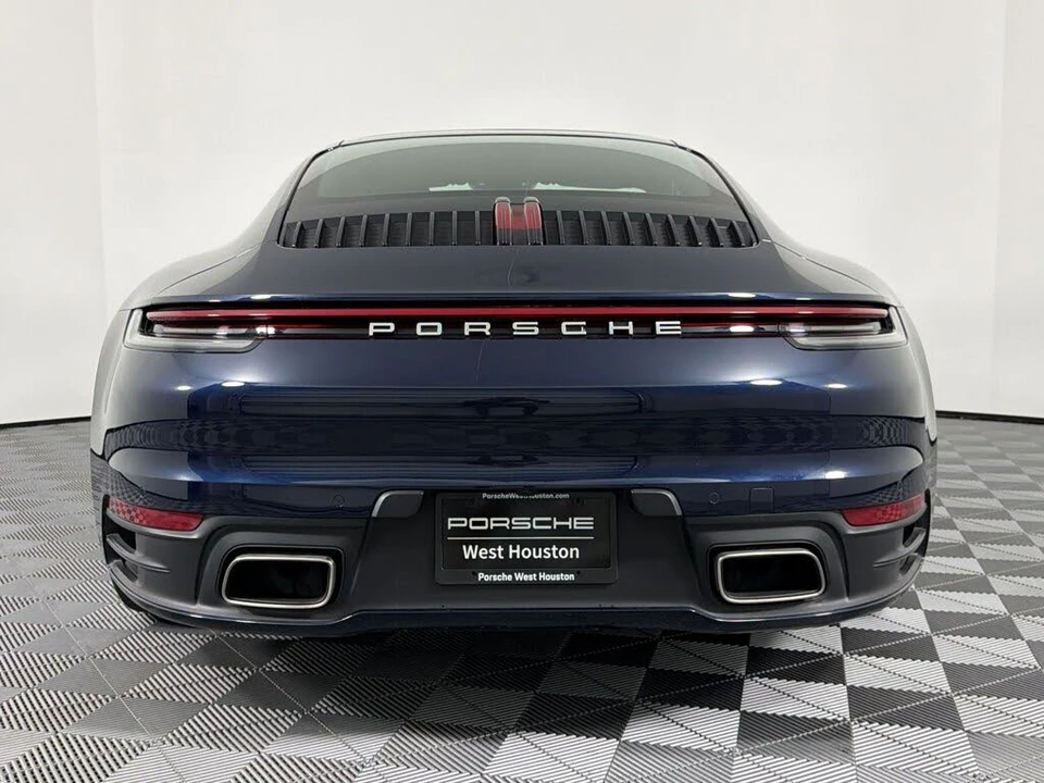 2022 Porsche 992 Carrera - Image 10 of 30