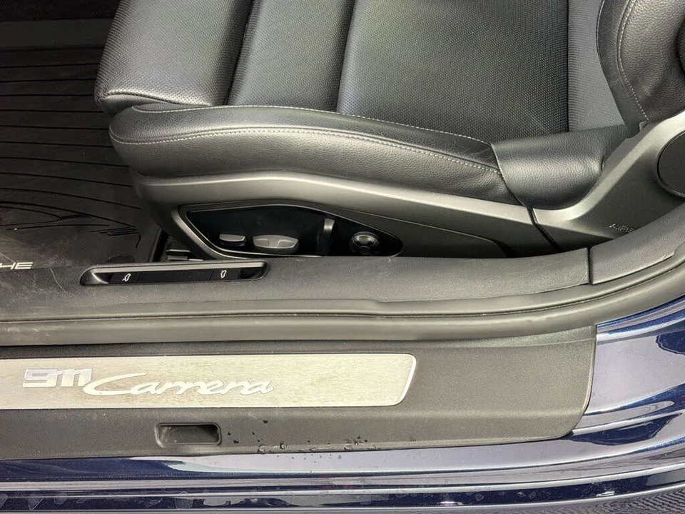 2022 Porsche 992 Carrera - Image 25 of 30