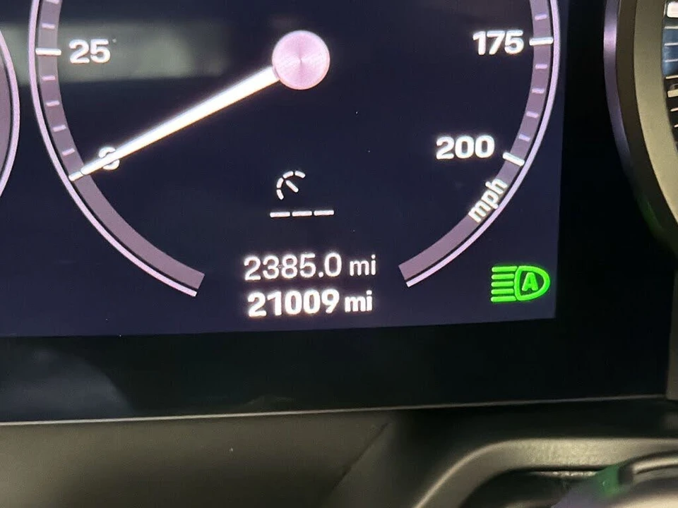 2022 Porsche 992 Carrera - Image 19 of 30