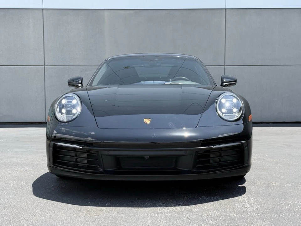 2022 Porsche 992 Carrera - Image 14 of 25