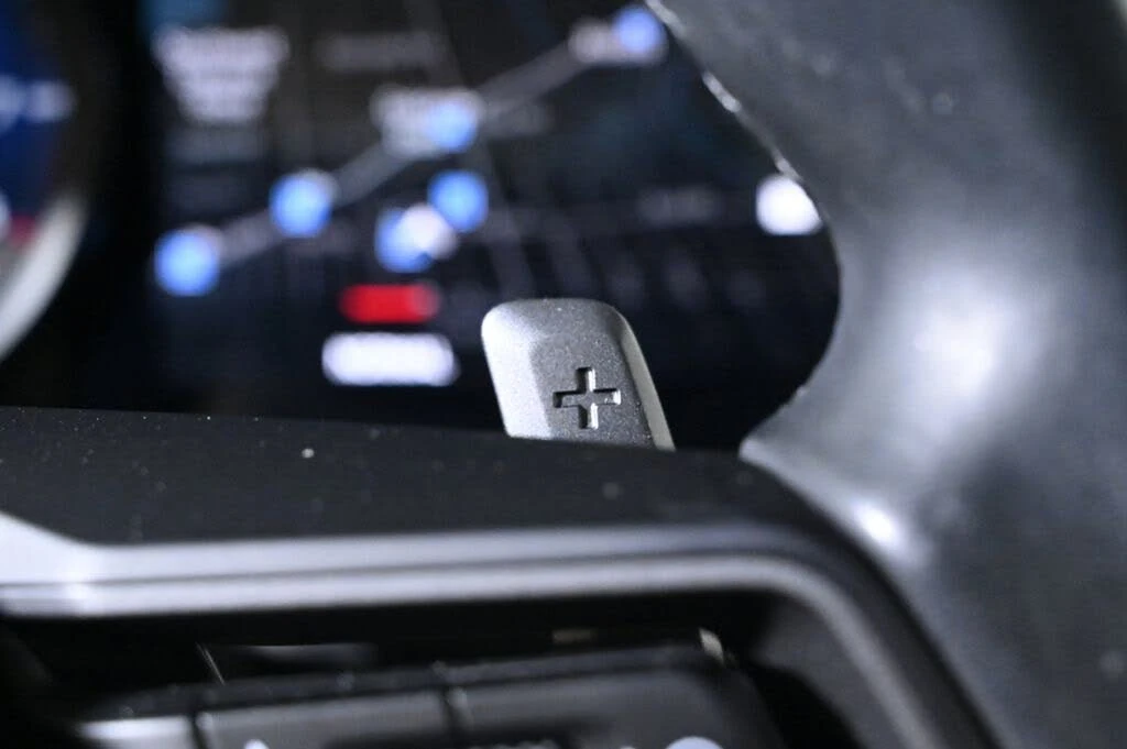 2022 Porsche 992 Carrera - Image 23 of 28