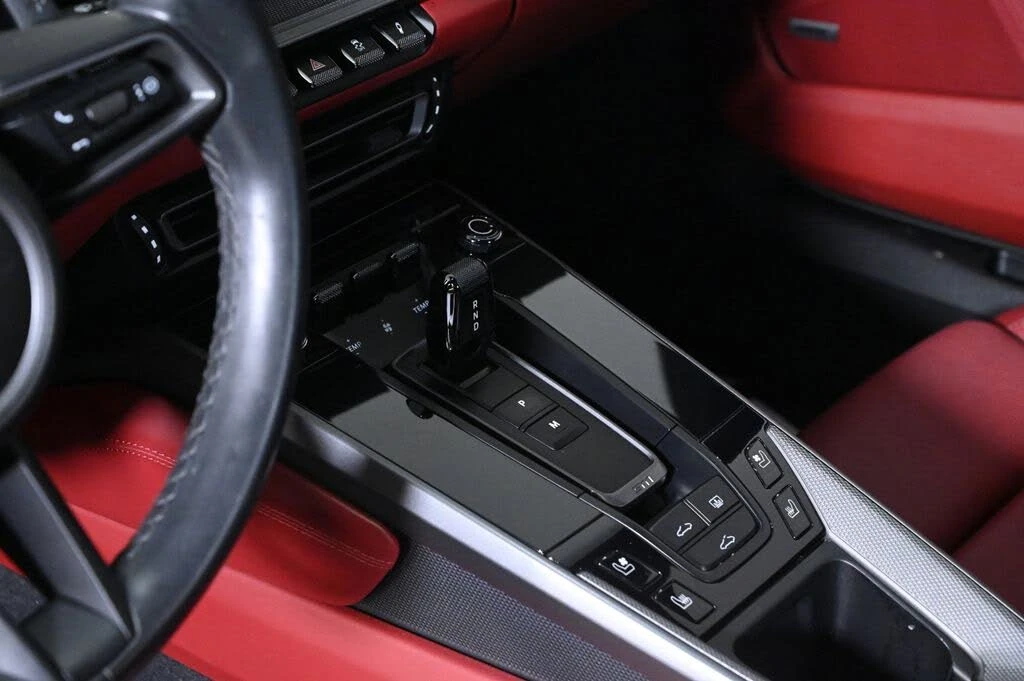 2022 Porsche 992 Carrera - Image 16 of 28