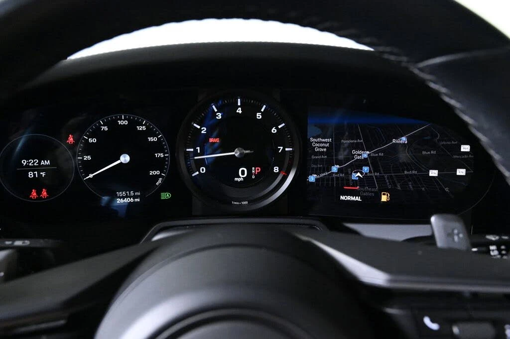 2022 Porsche 992 Carrera - Image 13 of 28