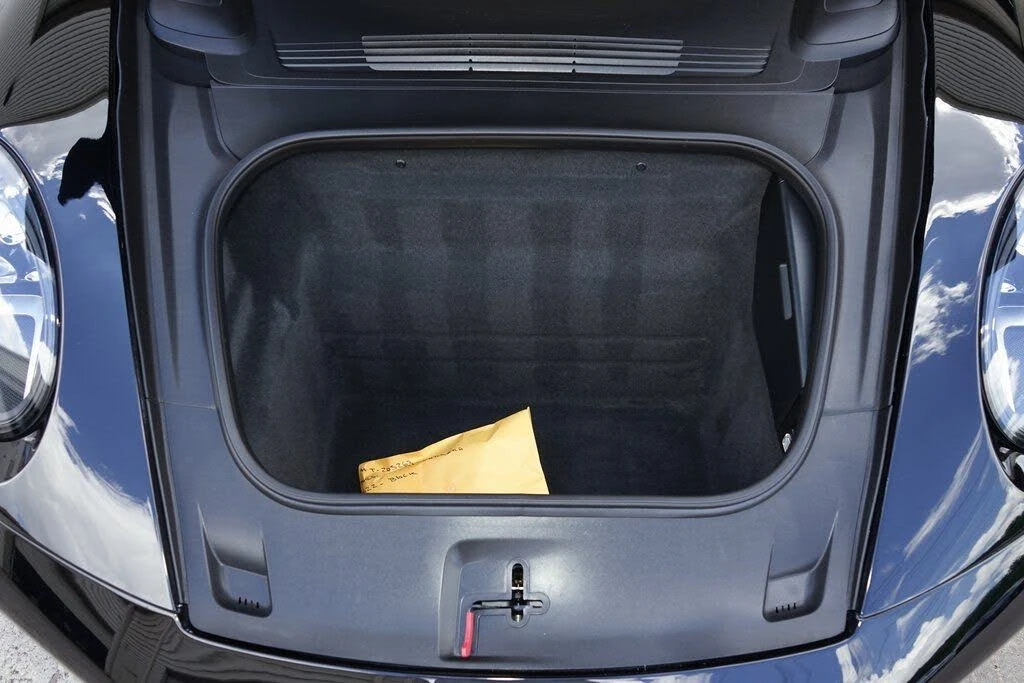 2022 Porsche 992 Carrera - Image 27 of 30