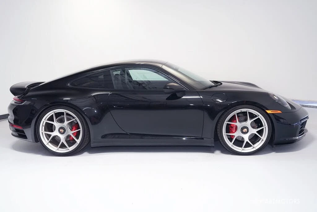 2022 Porsche 992 Carrera - Image 4 of 30