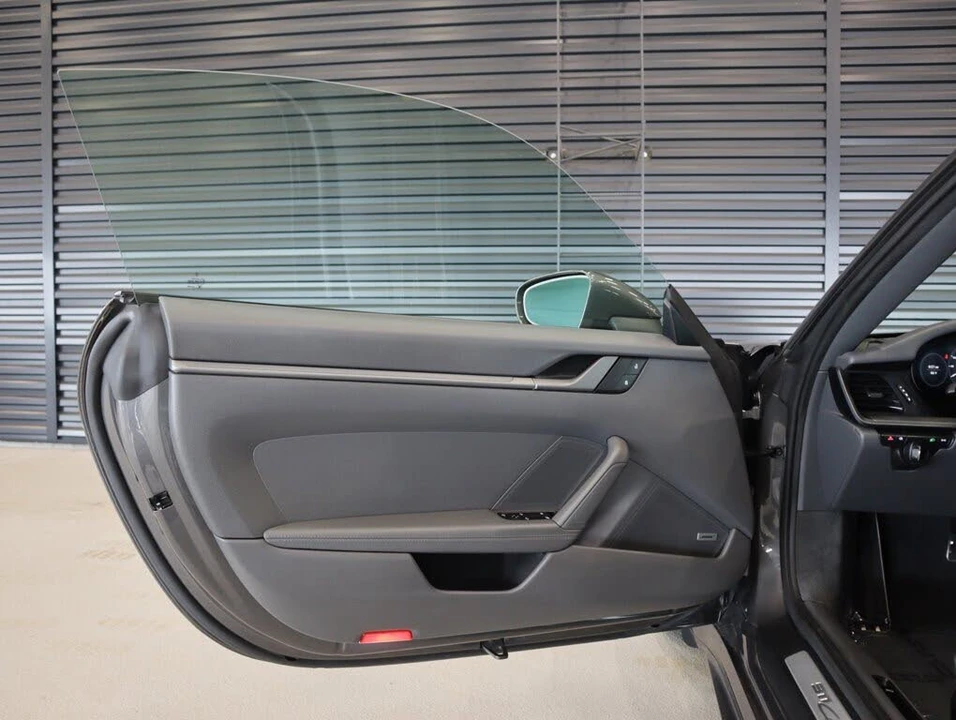 2022 Porsche 992 Carrera - Image 26 of 31
