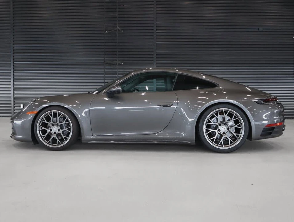 2022 Porsche 992 Carrera - Image 2 of 31